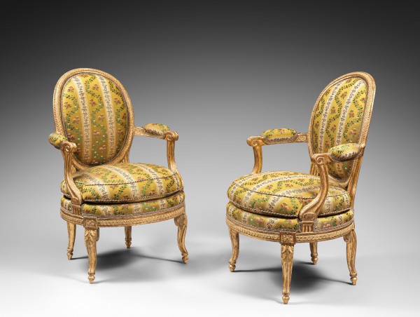 Exceptionnelle paire de fauteuils Louis XVI de Georges Jacob