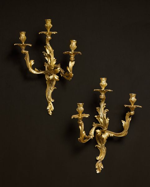 Paire d'appliques rocailles Louis XV