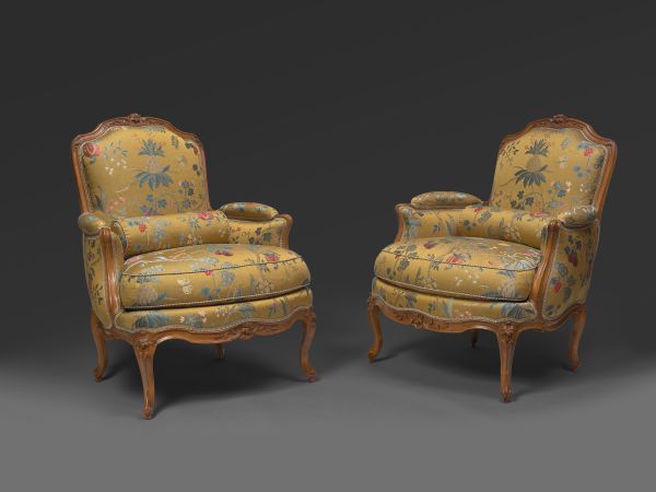 A pair of Louis XV bergeres stamped Meunier