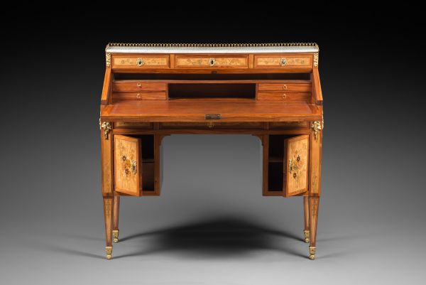 Bureau en pente estampillé Topino, époque Louis XVI