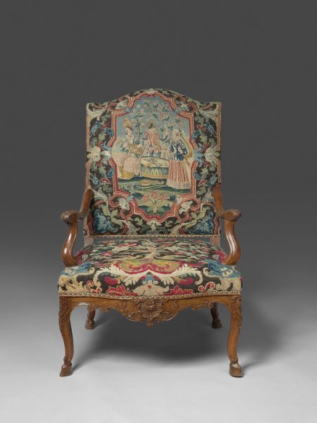 Rare suite de 4 fauteuils et un canapé d