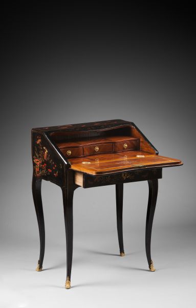 A Louis XV ormolu mounted vernis Martin bureau en pente